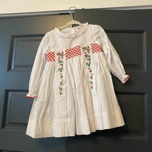 NWT Cecil and Lou White Christmas Dress 24M flower embroidery and smocking